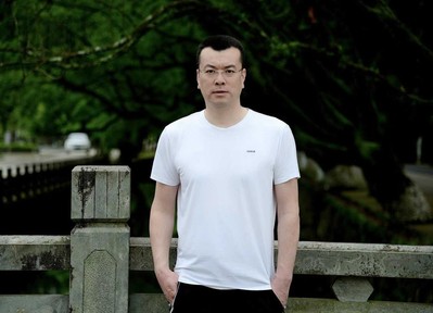 尚帅 副教授 照片